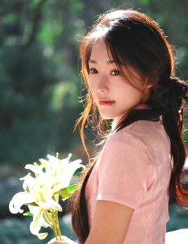 成都包养QQ相对冷门？不同年龄层的工具偏好