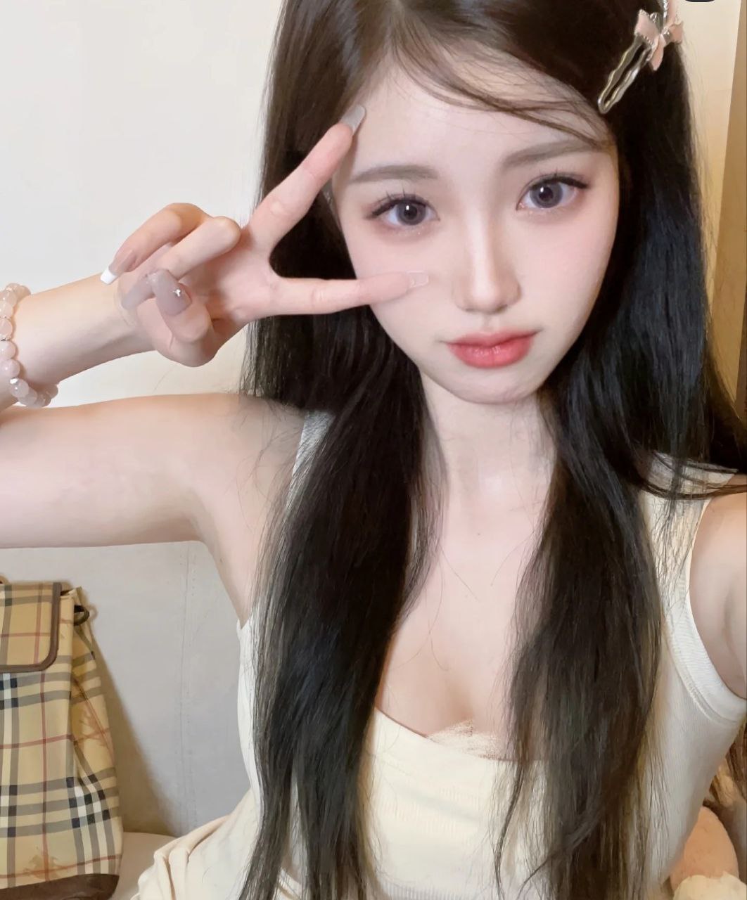 彭州市包养：近郊小城的实际需求与信息闭塞问题