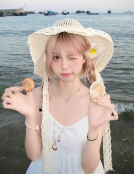 成都销售女生包养：业绩压力与情感需求交织的场景