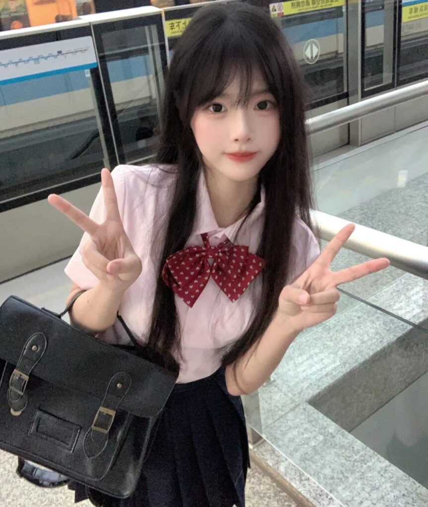 成都写字楼女生包养