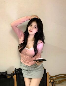 成都包养怎么聊更自然？从自我介绍到价值交换的节奏